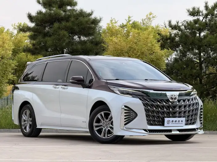Toyota Sienna 2024 Model Hybrid 2.5L Comfort Edition – фото 3