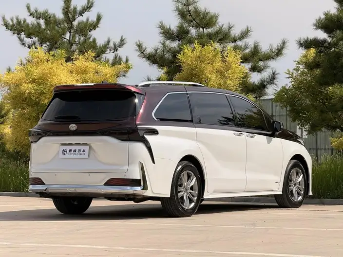 Toyota Sienna 2024 Model Hybrid 2.5L Comfort Edition – фото 6