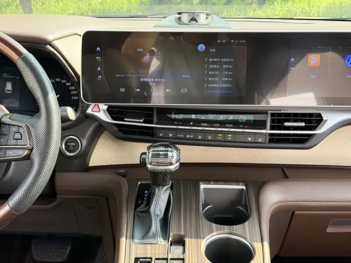 Toyota Sienna 2024 Model Hybrid 2.5L Comfort Edition – фото 9