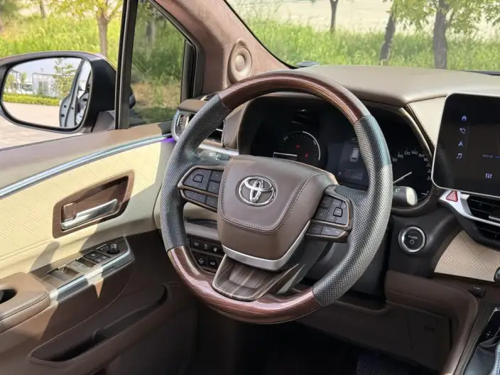 Toyota Sienna 2024 Model Hybrid 2.5L Comfort Edition – фото 19