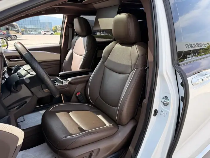 Toyota Sienna 2024 Model Hybrid 2.5L Comfort Edition – фото 22
