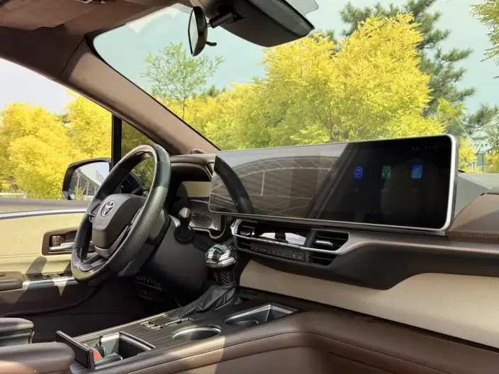 Toyota Sienna 2024 Model Hybrid 2.5L Comfort Edition – фото 29