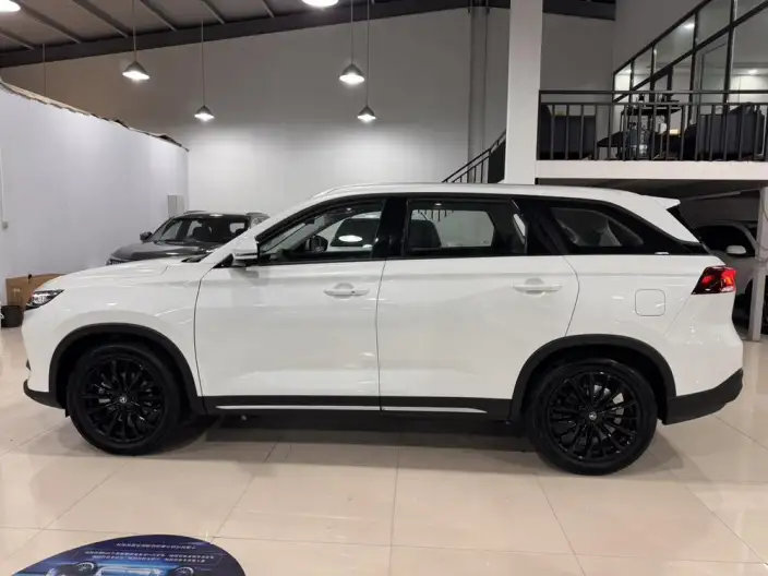 Changan CS75 2026 Model PRO 1.5T DCT Exclusive Model 7 seat – фото 4