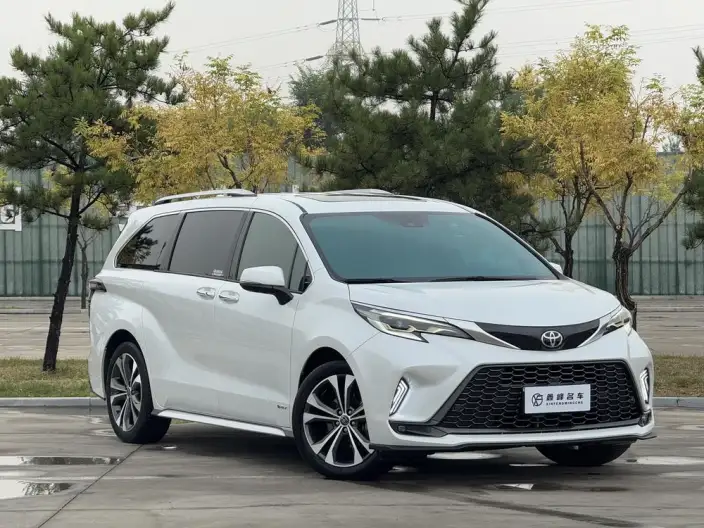 Granvia 2024 Model Intelligent Hybrid 2.5L 2WD Noble PLUS Edition – фото 3
