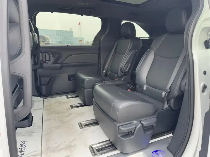 Granvia 2024 Model Intelligent Hybrid 2.5L 2WD Noble PLUS Edition – фото 24