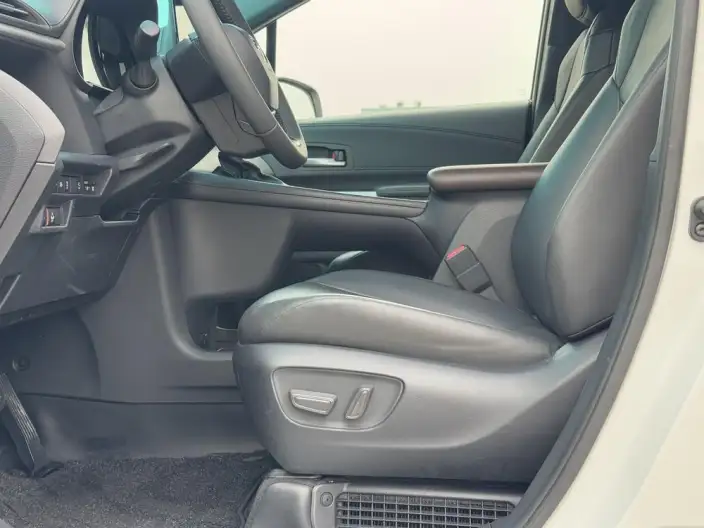 Granvia 2024 Model Intelligent Hybrid 2.5L 2WD Noble PLUS Edition – фото 27