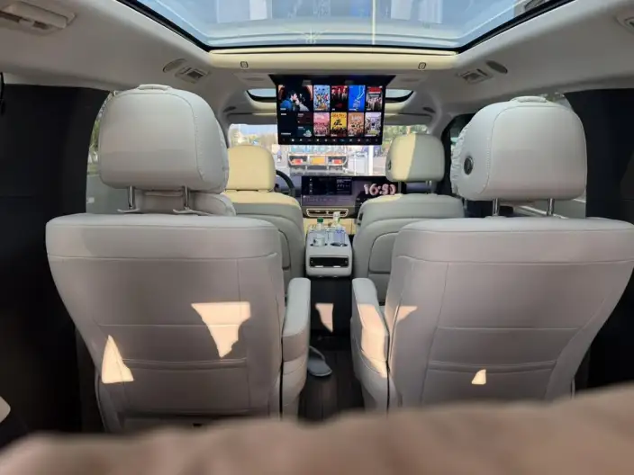 Li Auto MEGA 2025 Model Home Family Special Edition – фото 13
