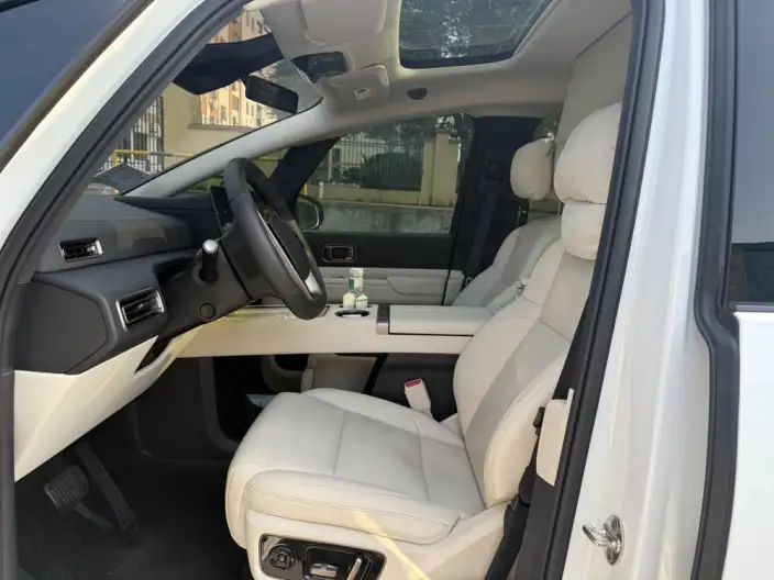 Li Auto MEGA 2025 Model Home Family Special Edition – фото 14