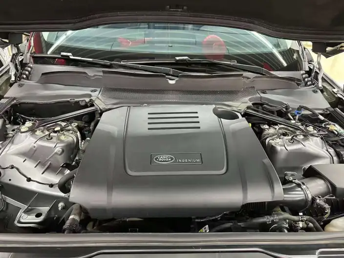 Land Rover Discovery 2021 Model 300PS S – фото 6