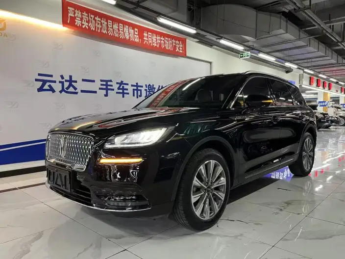 Lincoln Corsair 2022 Model 2.0T 2WD Zunya Edition – фото 1