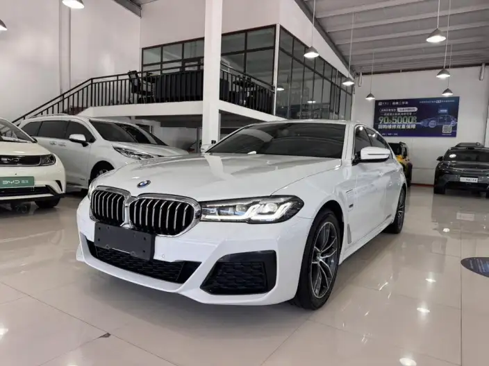 BMW 5 Series PHEV 2022 Model 535Le Luxury Set – фото 1
