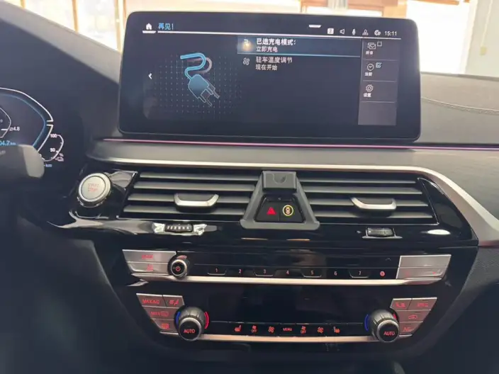 BMW 5 Series PHEV 2022 Model 535Le Luxury Set – фото 15