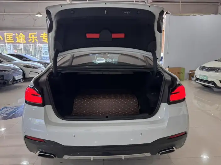 BMW 5 Series PHEV 2022 Model 535Le Luxury Set – фото 22