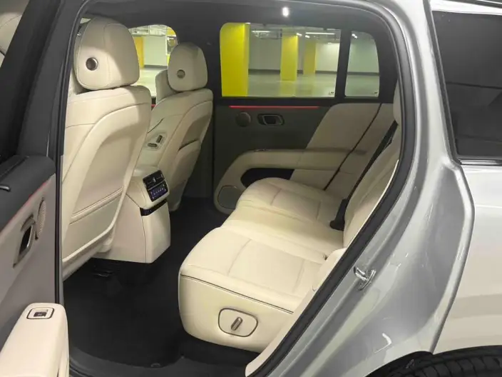 Li Auto i6 2025 Model 4WD Standard Edition – фото 7