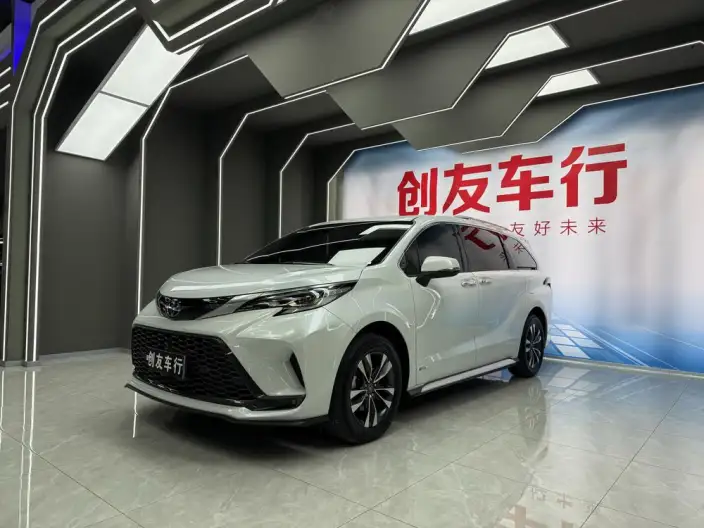 Granvia 2024 Model Intelligent Hybrid 2.5L 4WD Noble PLUS Edition – фото 1