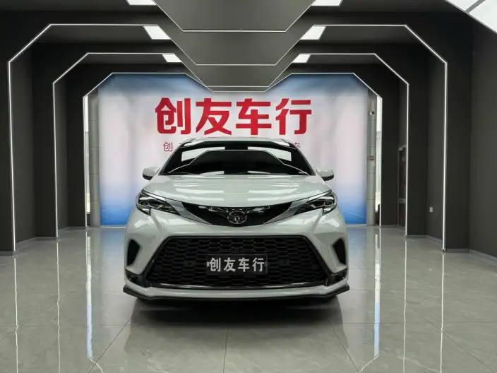 Granvia 2024 Model Intelligent Hybrid 2.5L 4WD Noble PLUS Edition – фото 2