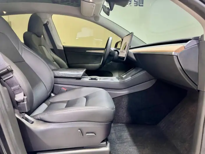 Model Y 2023 Model Rear-wheel drive version – фото 27