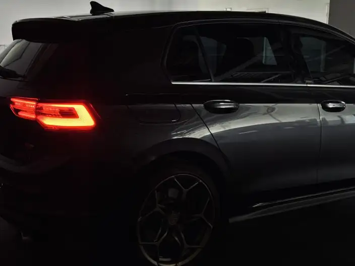 Volkswagen Golf GTI 2023 Model 380TSI DSG GTI – фото 5