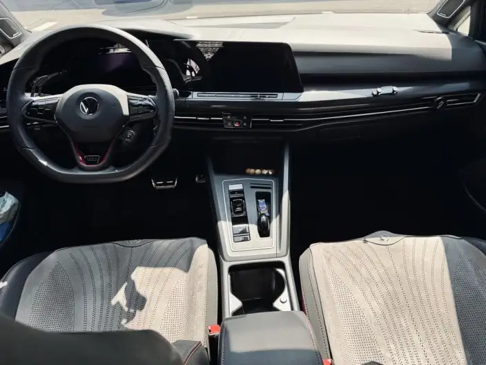 Volkswagen Golf GTI 2023 Model 380TSI DSG GTI – фото 11