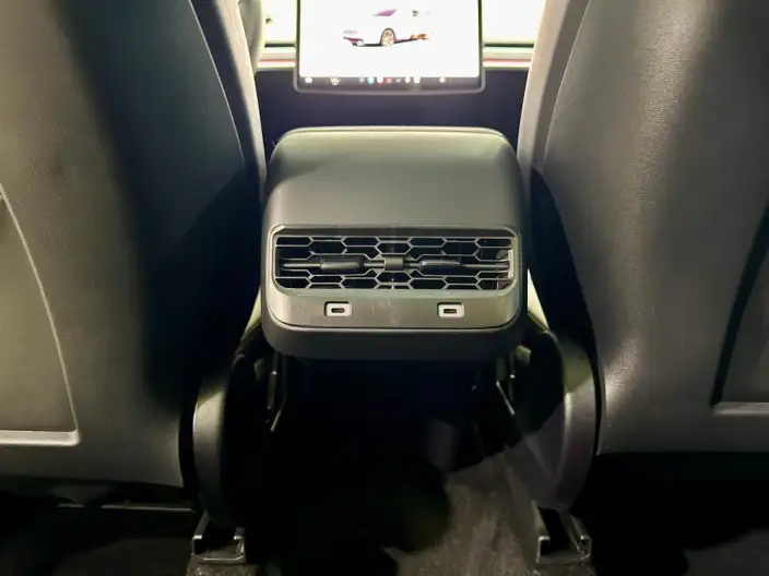 Model Y 2024 Model Long Battery Life Pro All-wheel drive version – фото 16