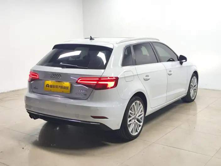 Audi A3 2020 Model Sportback 35 TFSI Fashion Model China VI – фото 7