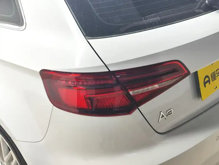 Audi A3 2020 Model Sportback 35 TFSI Fashion Model China VI – фото 13