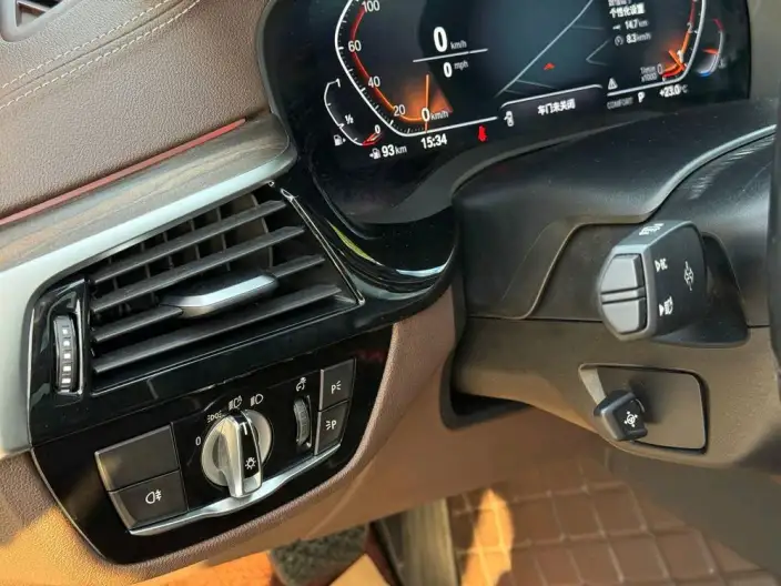BMW 5 Series 2020 Model 530Li Exclusive Model Luxury Set – фото 16