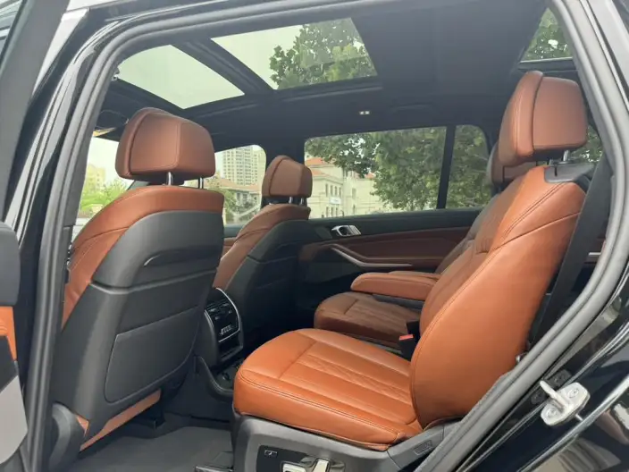 BMW X7 2021 Model xDrive40i Exclusive Model Luxury Set – фото 7