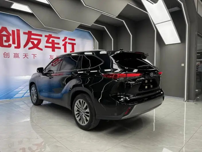 Toyota Highlander 2024 Model Hybrid 2.5L 4WD Supreme Edition 7 seat – фото 4