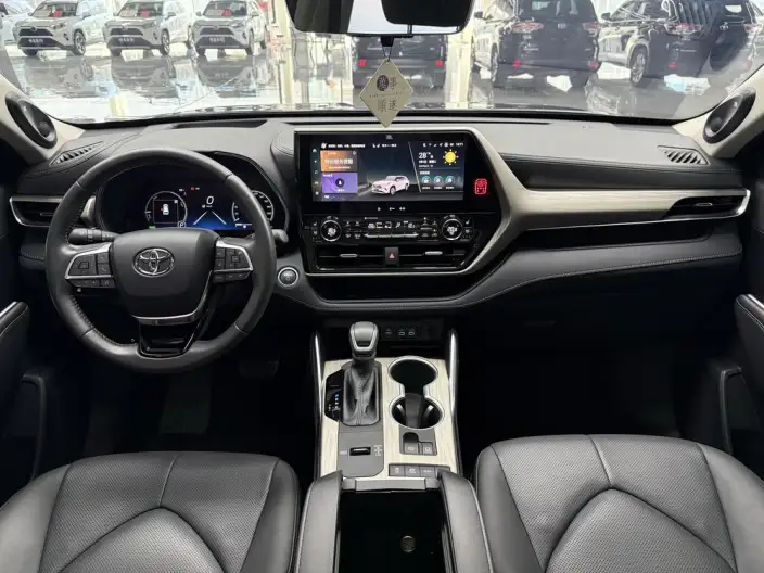 Toyota Highlander 2024 Model Hybrid 2.5L 4WD Supreme Edition 7 seat – фото 7