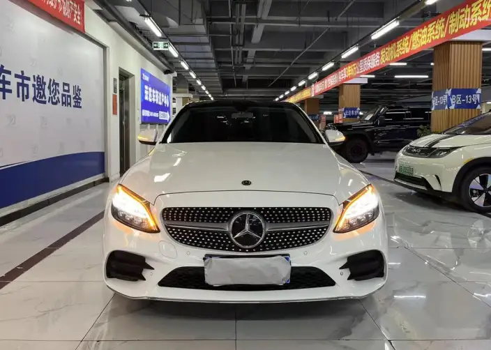Mercedes-Benz C-Class 2020 Model C 260 L Sports Edition – фото 2