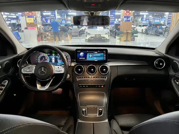 Mercedes-Benz C-Class 2020 Model C 260 L Sports Edition – фото 10