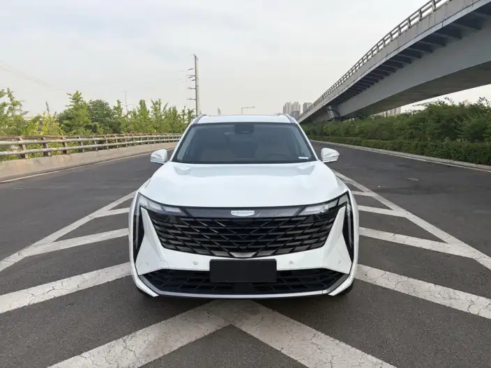 Geely Boyue L 2023 Model 1.5TD DCT Noble Model – фото 2