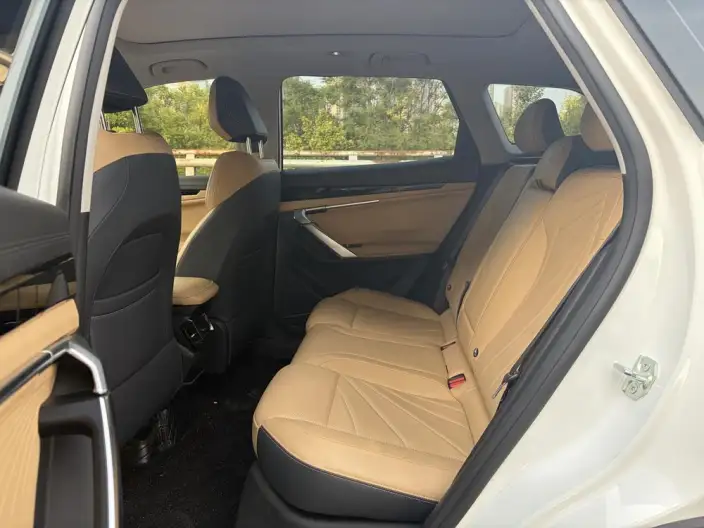 Geely Boyue L 2023 Model 1.5TD DCT Noble Model – фото 11
