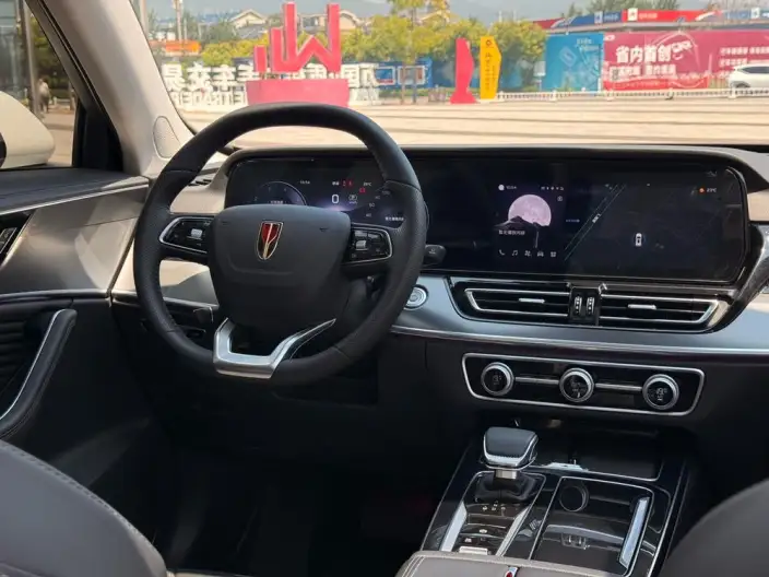 Hongqi HS5 2023 Model 2.0T Flag Xiang Pro Edition – фото 13