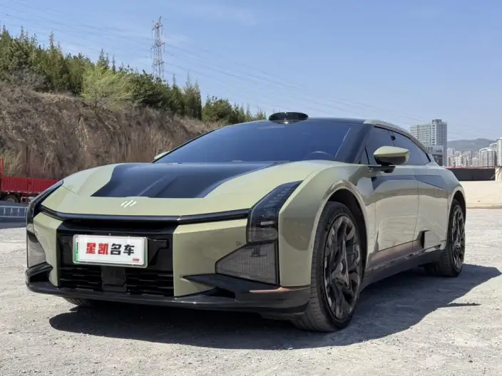 HiPhi Z 2023 Model 4 seat Edition – фото 1