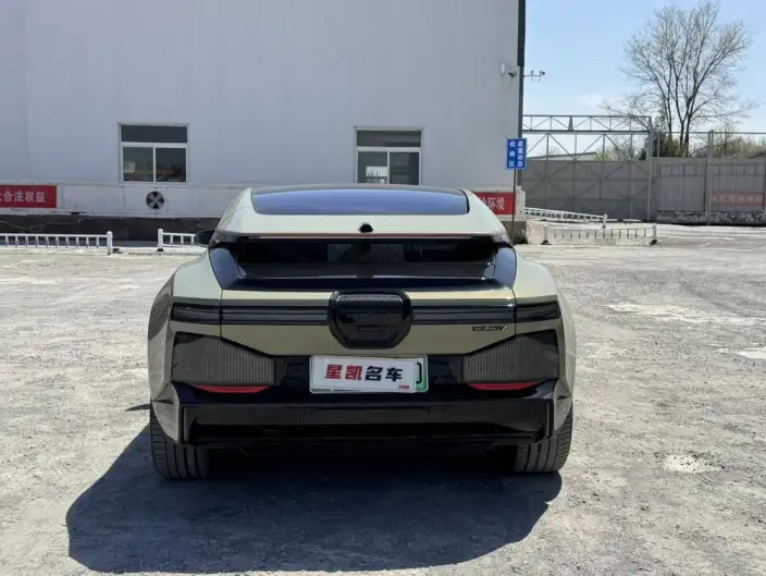 HiPhi Z 2023 Model 4 seat Edition – фото 6