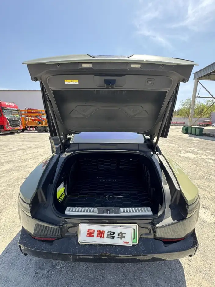 HiPhi Z 2023 Model 4 seat Edition – фото 15