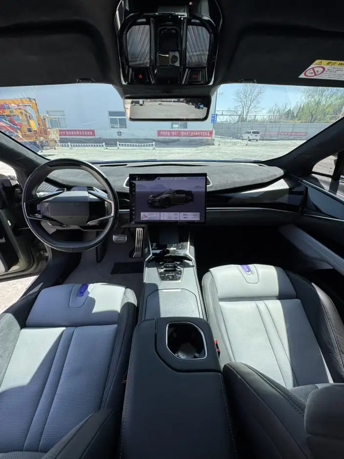 HiPhi Z 2023 Model 4 seat Edition – фото 19