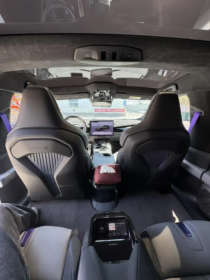 HiPhi Z 2023 Model 4 seat Edition – фото 23