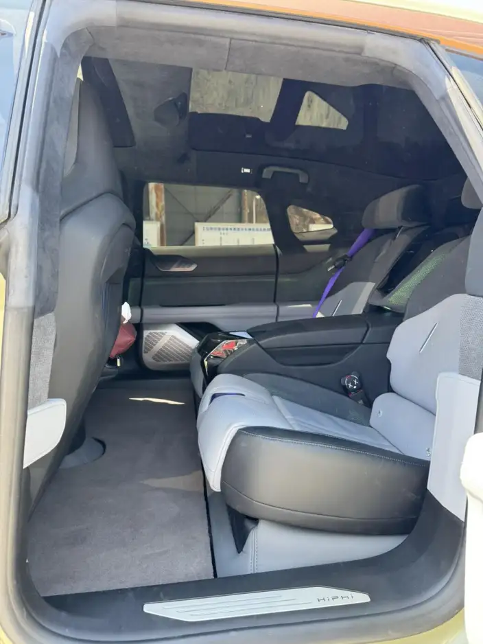HiPhi Z 2023 Model 4 seat Edition – фото 27