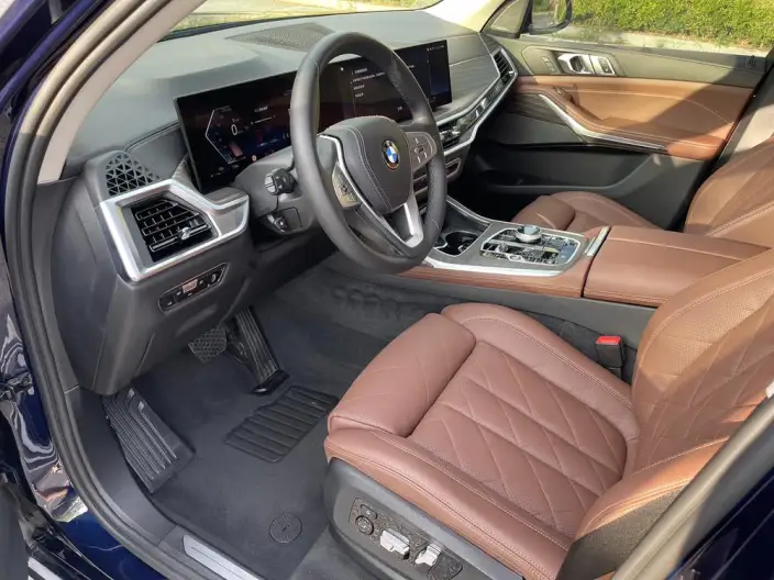 BMW X7 2023 Model xDrive40i Leading Model Luxury Set – фото 6
