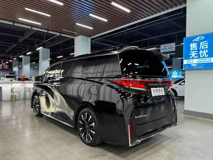 Vellfire 2023 Model Toyota Crown 2.5L Intelligent Hybrid 4WD Supreme Executive Edition – фото 5