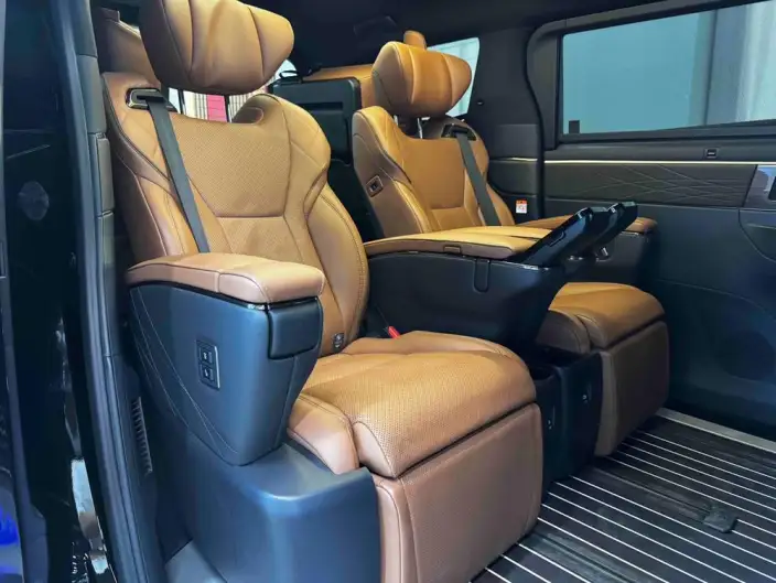 Vellfire 2023 Model Toyota Crown 2.5L Intelligent Hybrid 4WD Supreme Executive Edition – фото 14