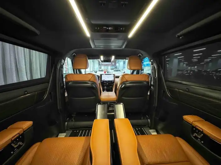 Vellfire 2023 Model Toyota Crown 2.5L Intelligent Hybrid 4WD Supreme Executive Edition – фото 17