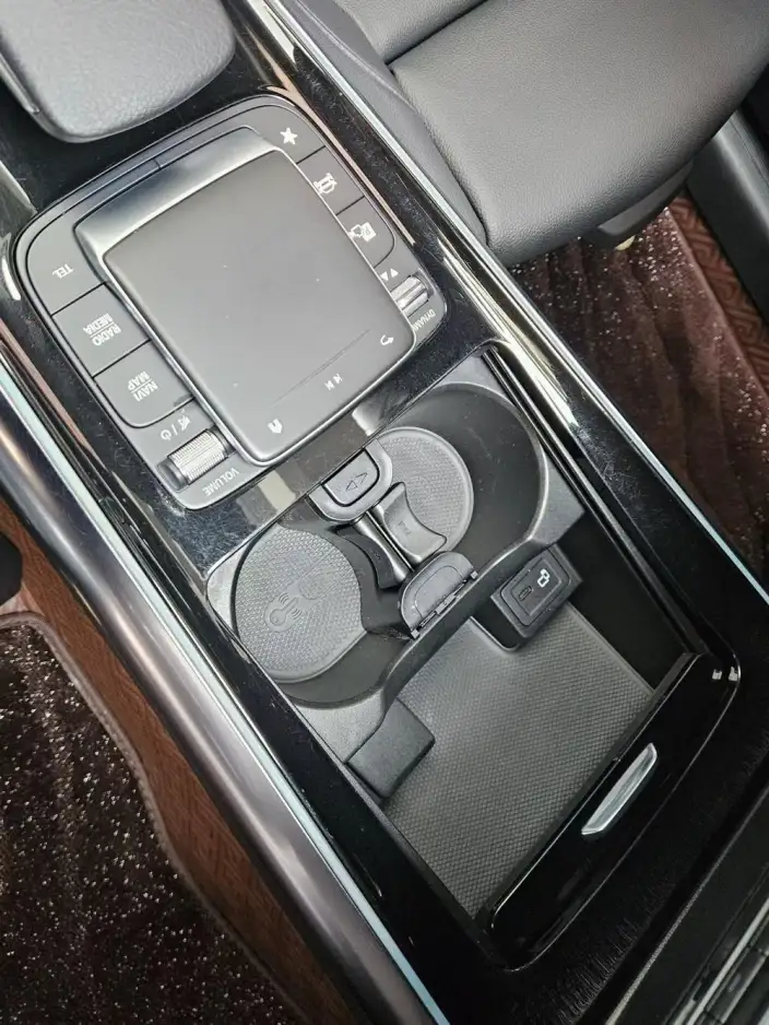 Mercedes-Benz GLA 2020 Model GLA 200 – фото 6