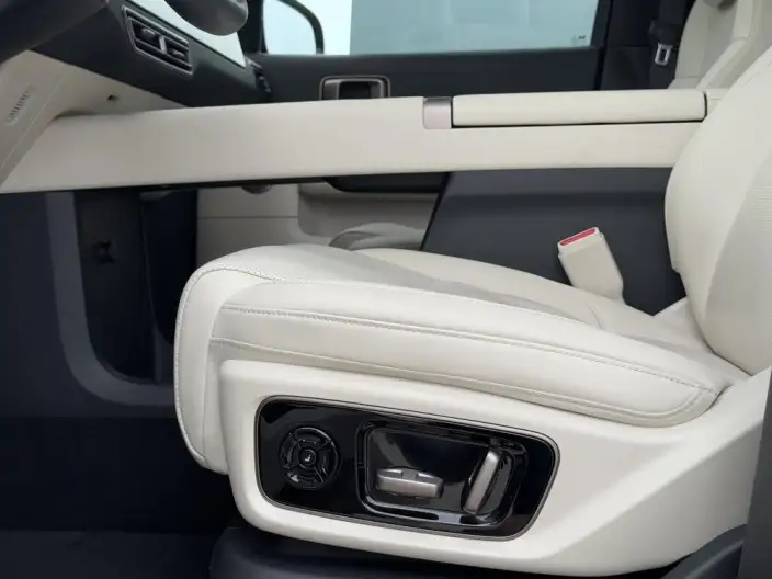 Li Auto MEGA 2025 Model Home Family Special Edition – фото 7