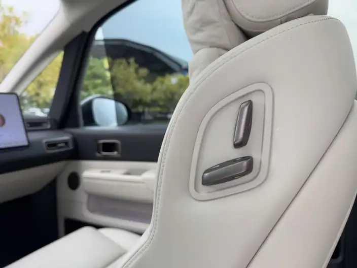 Li Auto MEGA 2025 Model Home Family Special Edition – фото 9