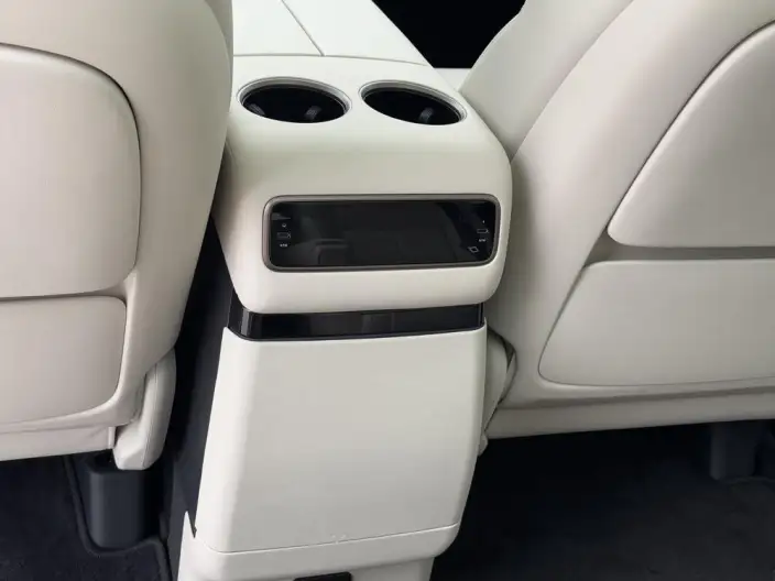 Li Auto MEGA 2025 Model Home Family Special Edition – фото 11