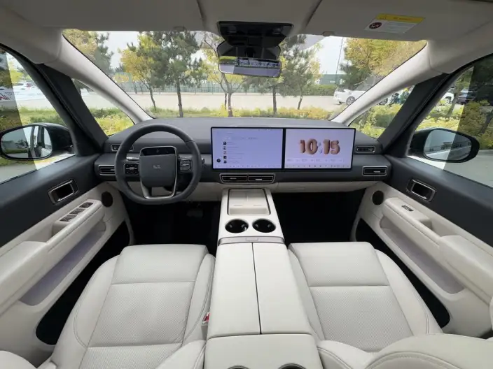 Li Auto MEGA 2025 Model Home Family Special Edition – фото 24